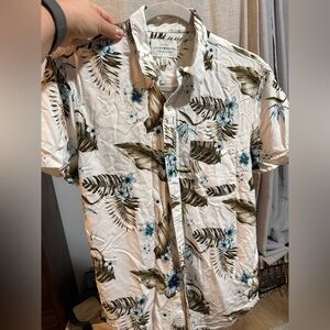 Lucky Brand Men's Floral Print Shirt - White and Blue